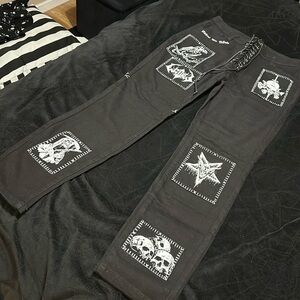 NWT Widow Miss Murder Lace-Up Patch Jeans, Med